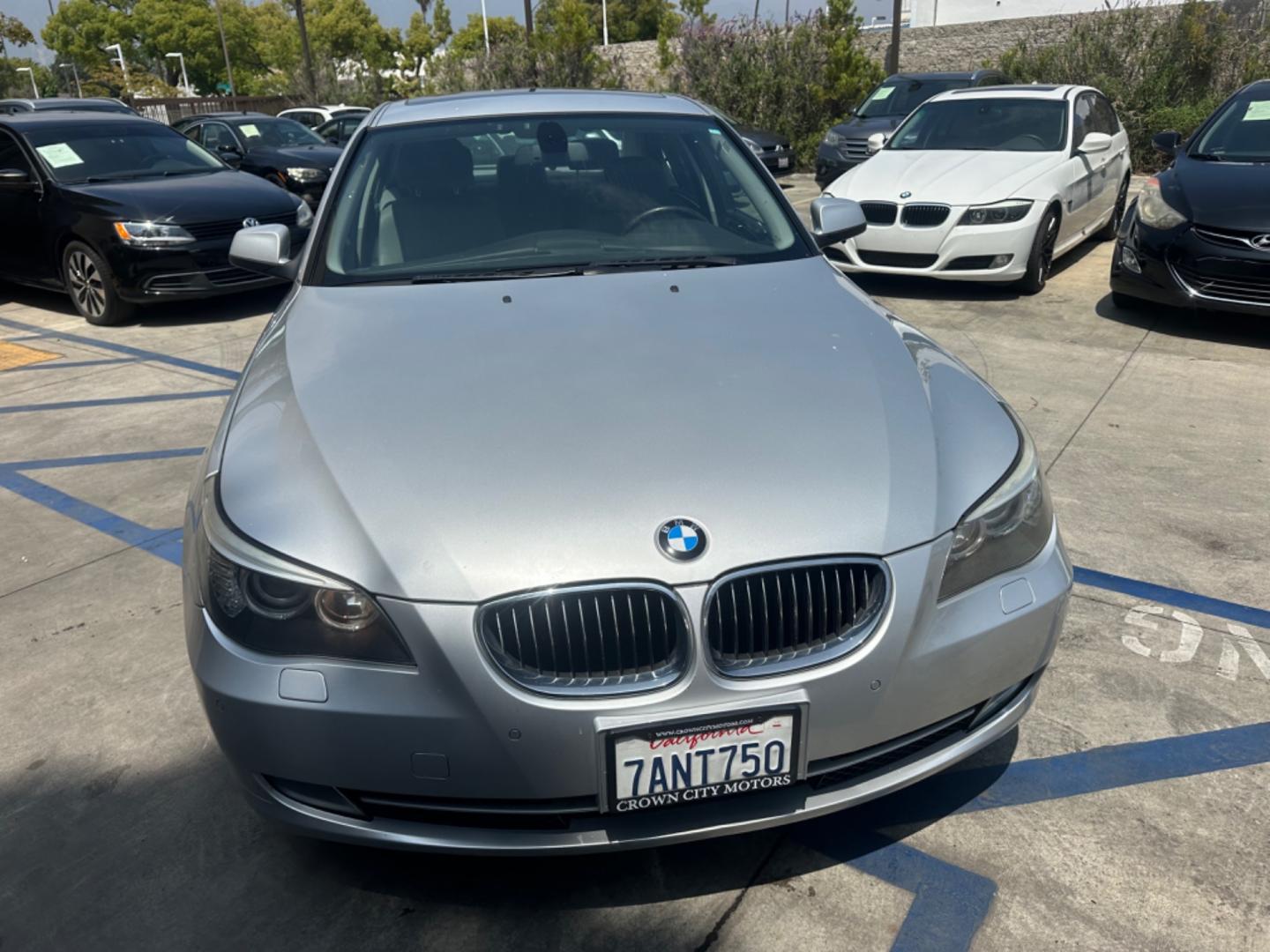 2010 Silver Metallic /110998 BMW 5-Series Leather (WBANU5C55AC) with an Inline 6 engine, Automatic transmission, located at 30 S. Berkeley Avenue, Pasadena, CA, 91107, (626) 248-7567, 34.145447, -118.109398 - Photo#5